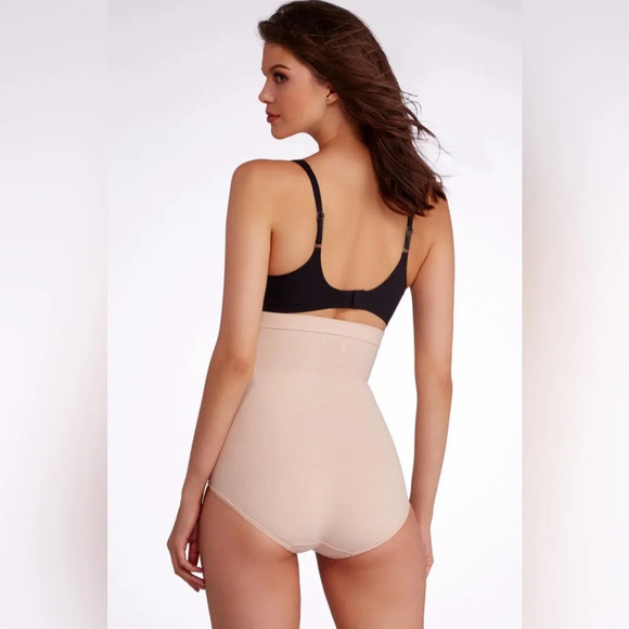 SPANX Power Series Medium Control Higher Power Panty - Picture 3 of 11